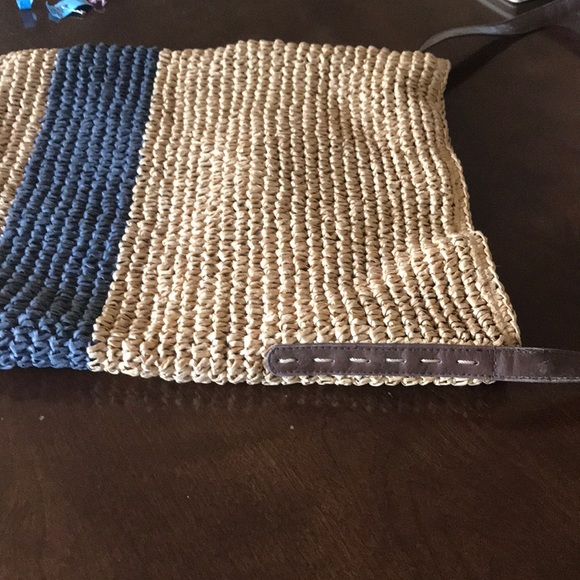 Handbag - Picture 2 of 3